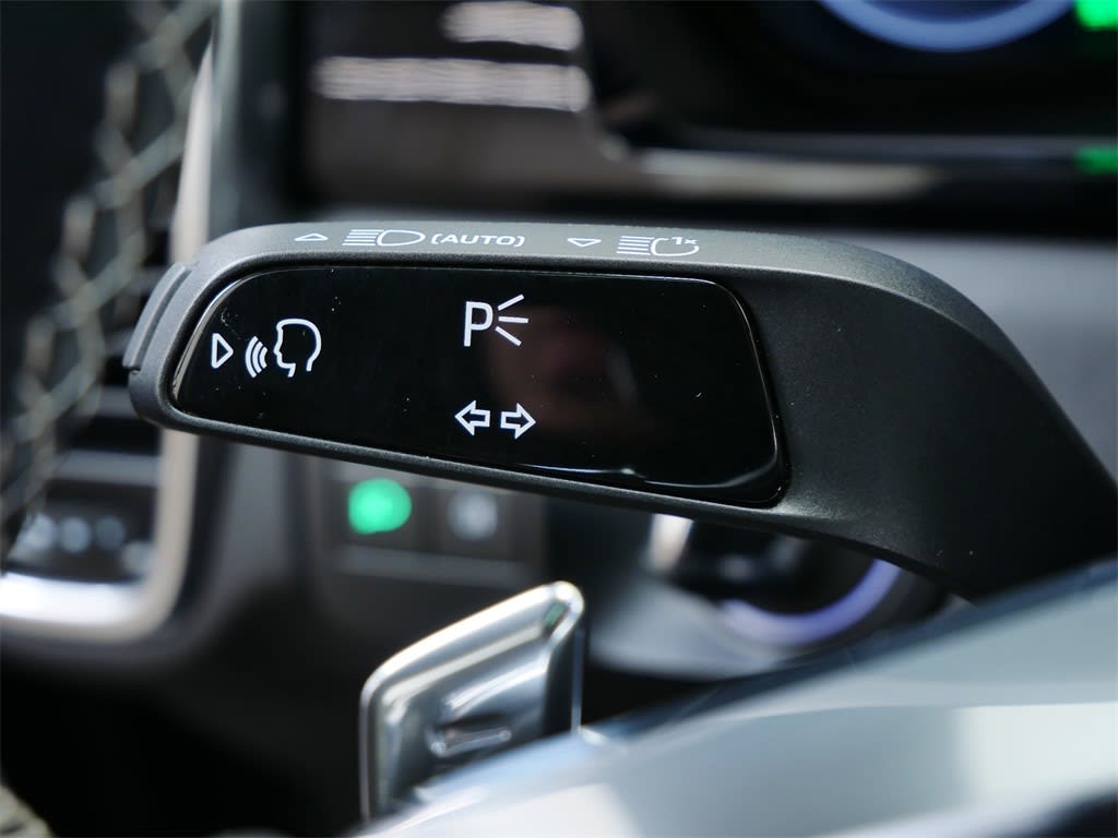 Thumbnail: 2023 Porsche Cayenne - 12