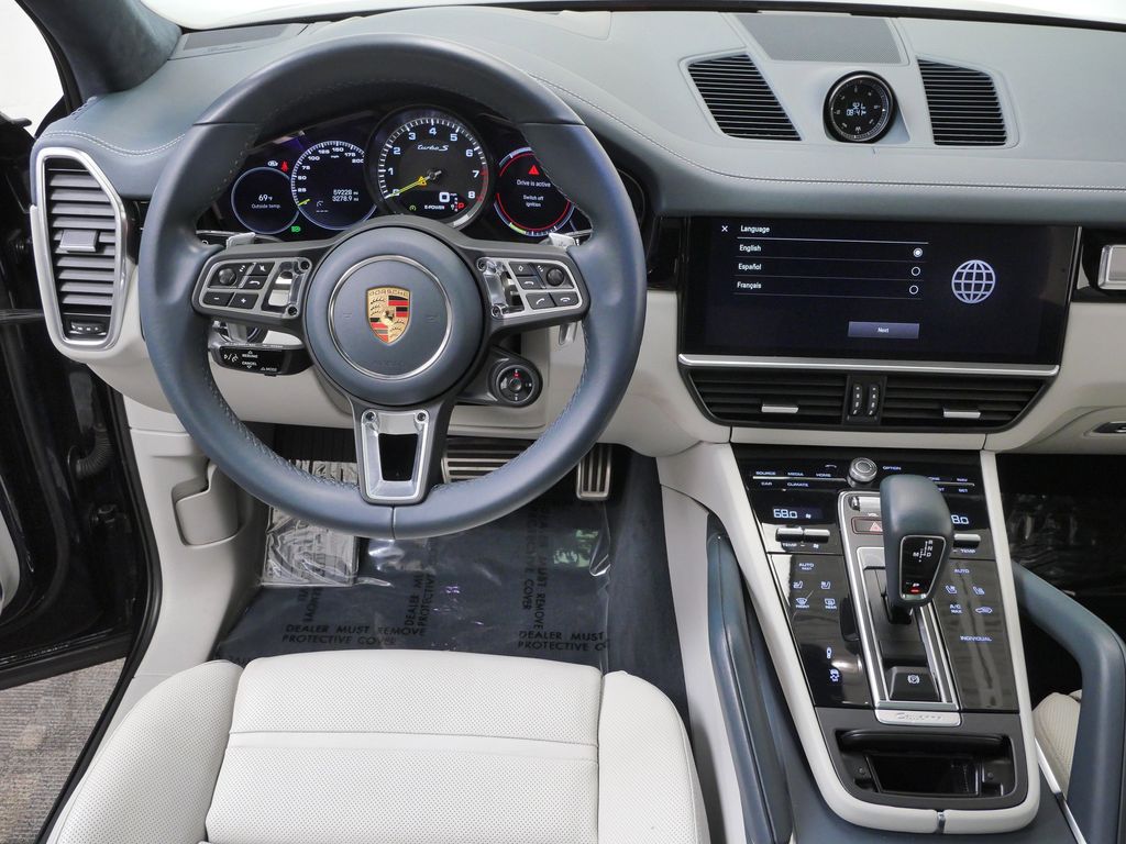 Thumbnail: 2023 Porsche Cayenne - 2