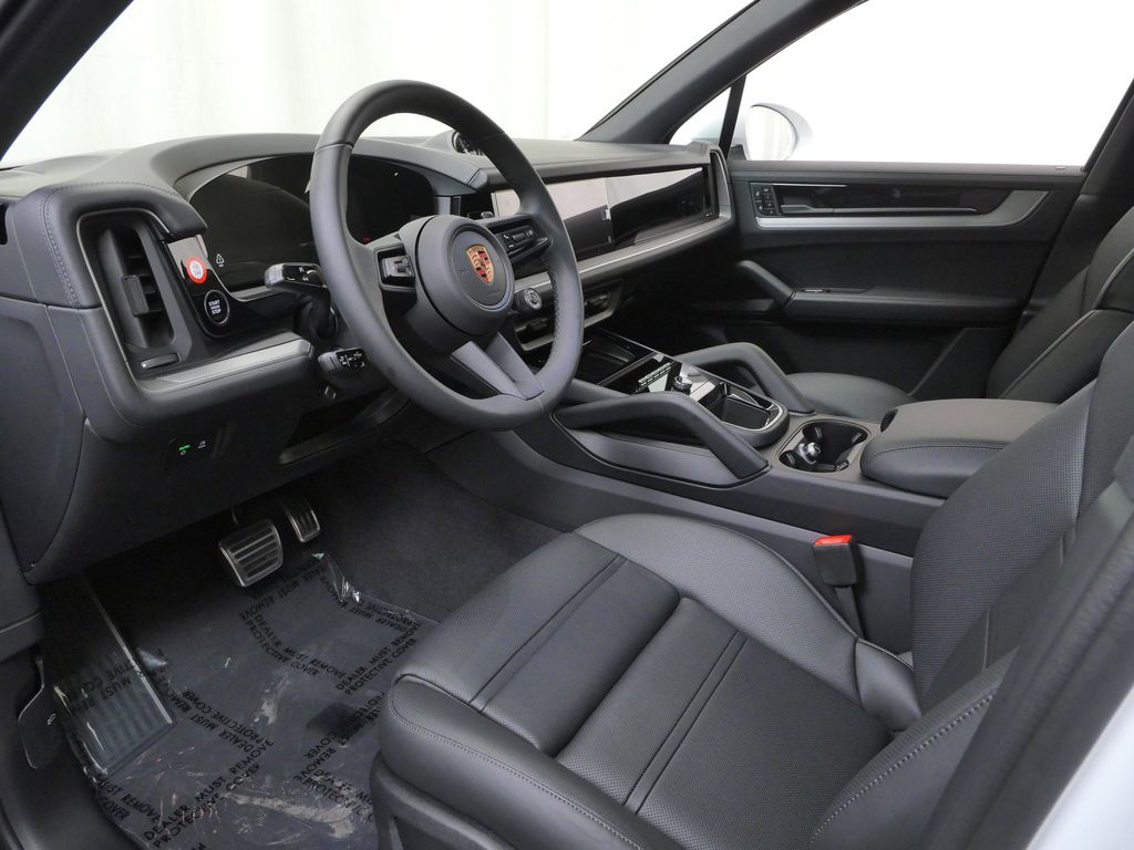 Thumbnail: 2026 Porsche Cayenne - 2