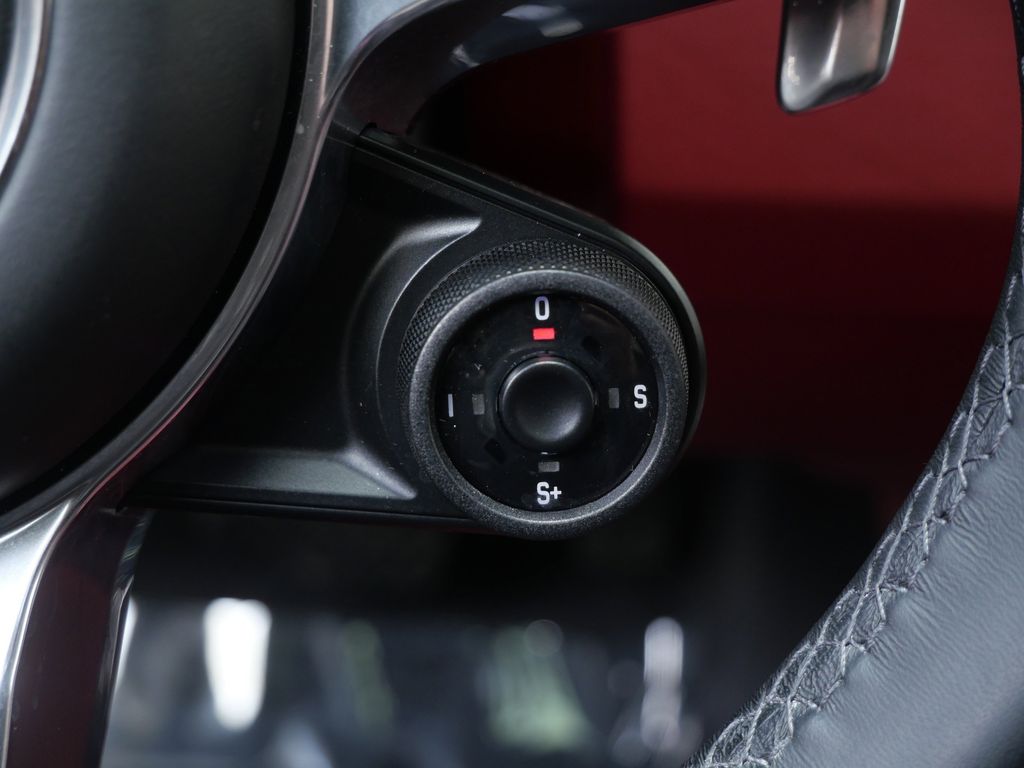 Thumbnail: 2023 Porsche Cayenne - 22