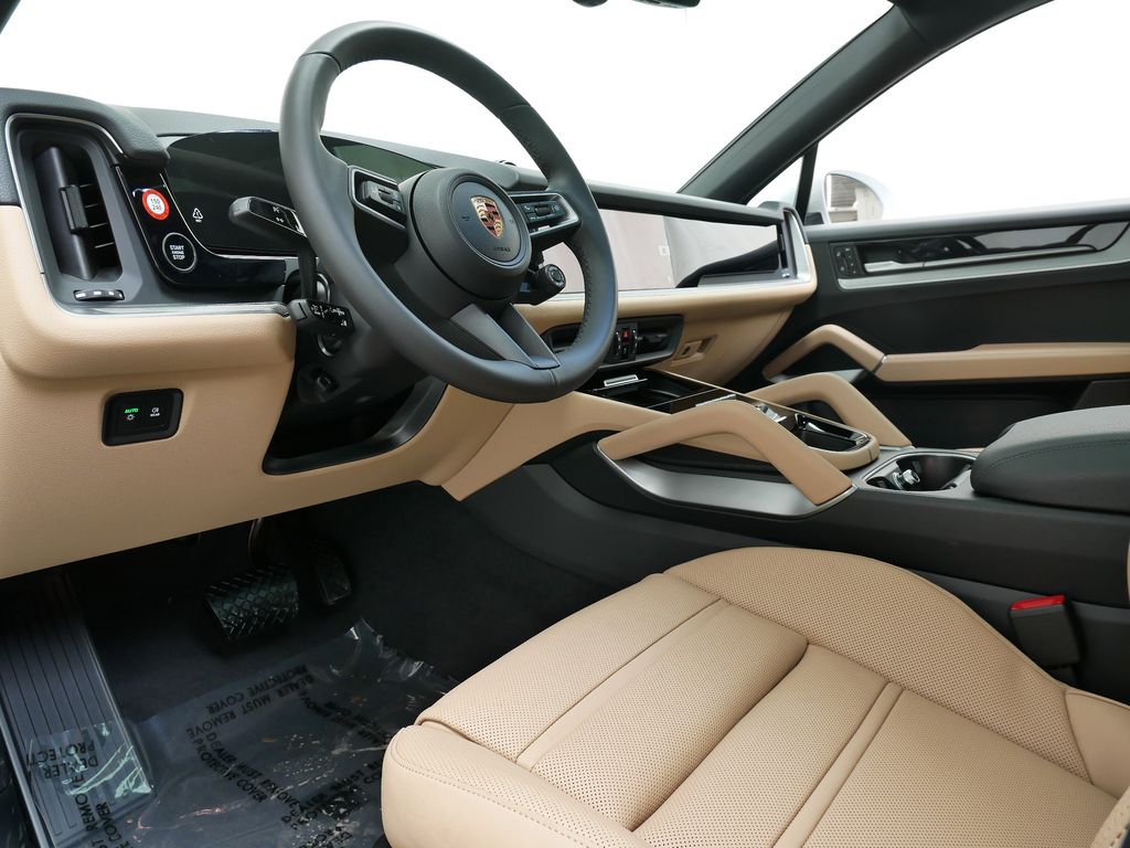 Thumbnail: 2026 Porsche Cayenne - 2