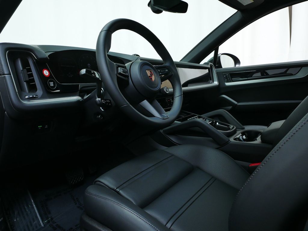 Thumbnail: 2026 Porsche Cayenne - 2