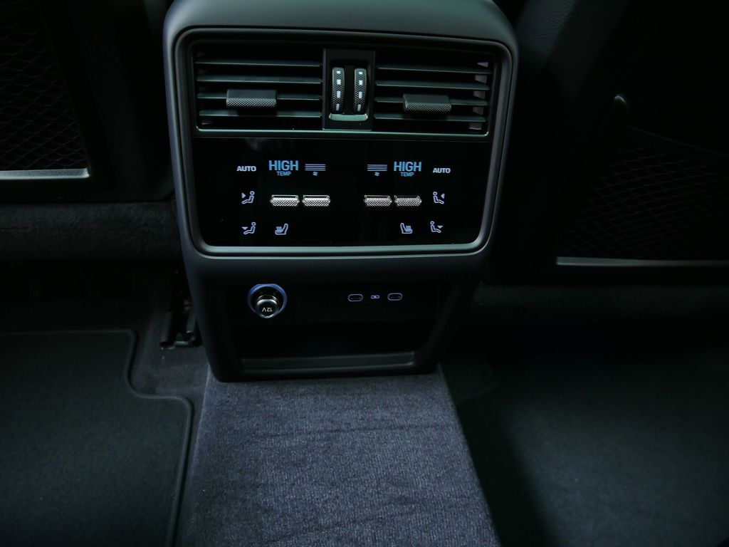 Thumbnail: 2026 Porsche Cayenne - 20