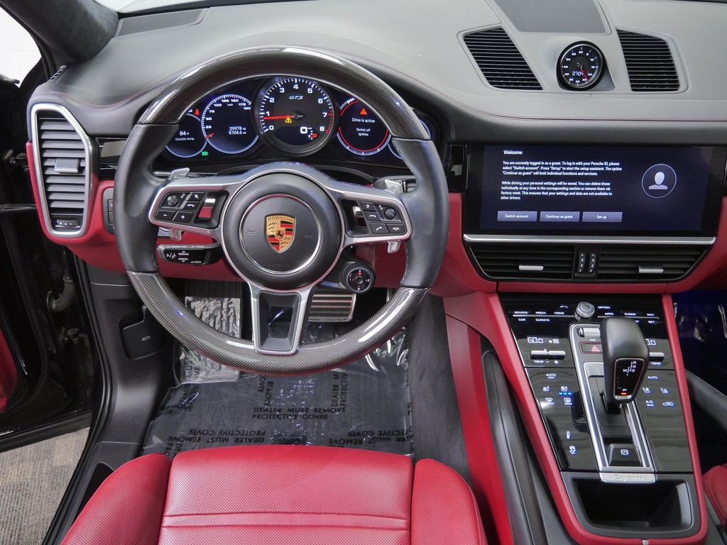Thumbnail: 2022 Porsche Cayenne - 2