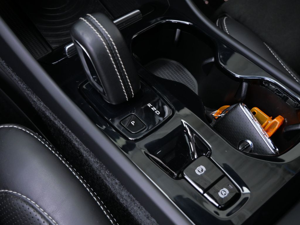 Thumbnail: 2019 Volvo XC40 - 11