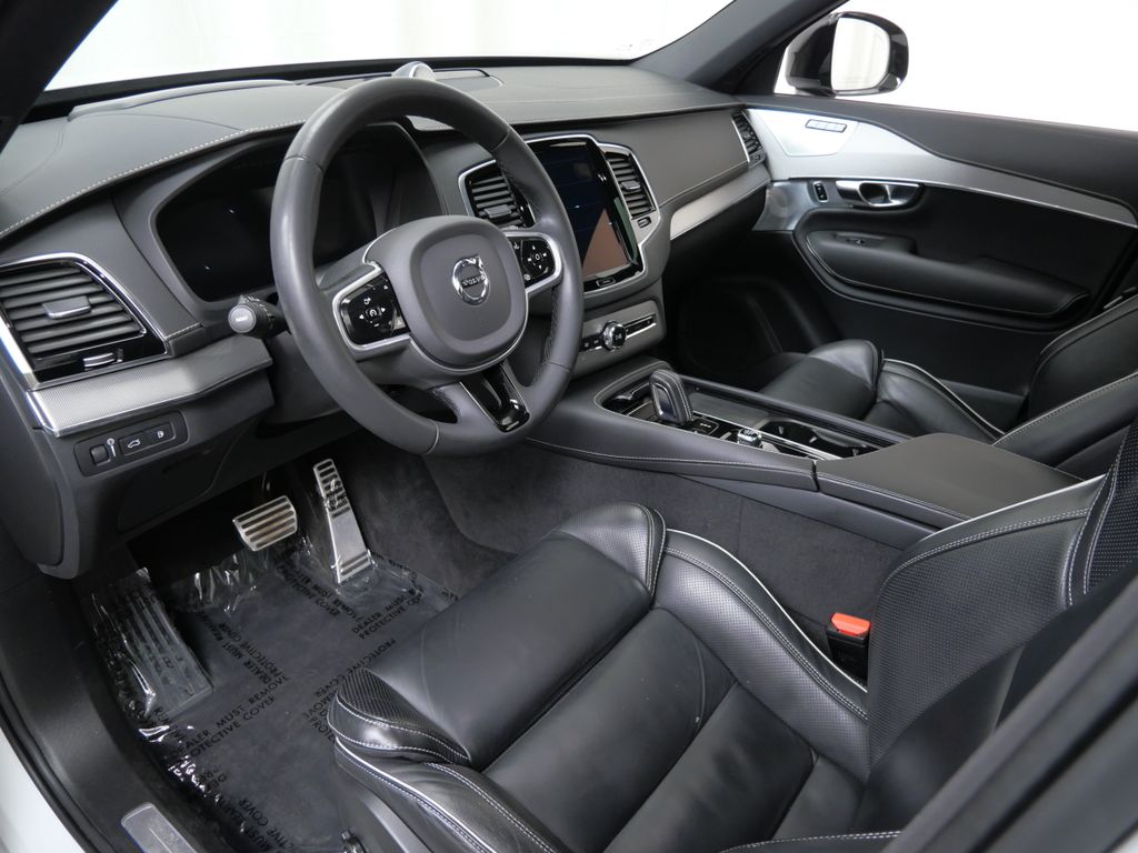 Thumbnail: 2022 Volvo XC90 - 2