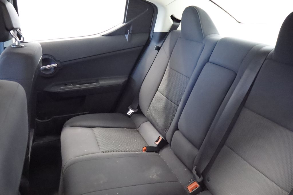 Thumbnail: 2010 Dodge Avenger - 21