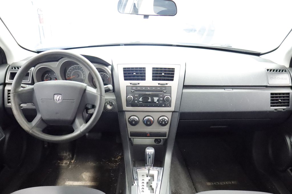 Thumbnail: 2010 Dodge Avenger - 2
