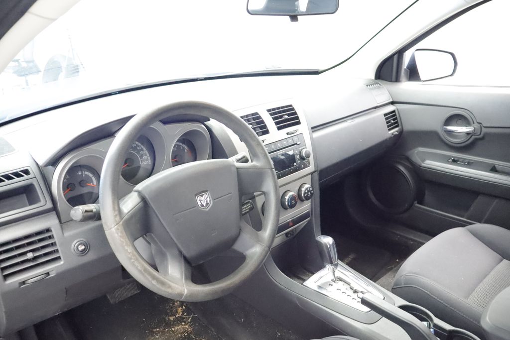 Thumbnail: 2010 Dodge Avenger - 12