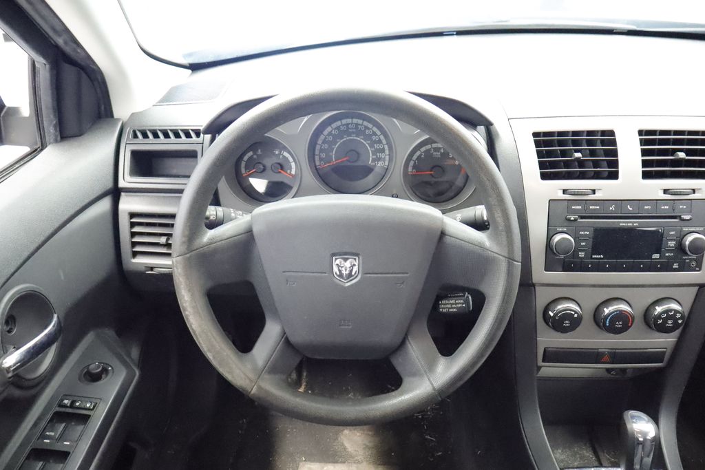 Thumbnail: 2010 Dodge Avenger - 8