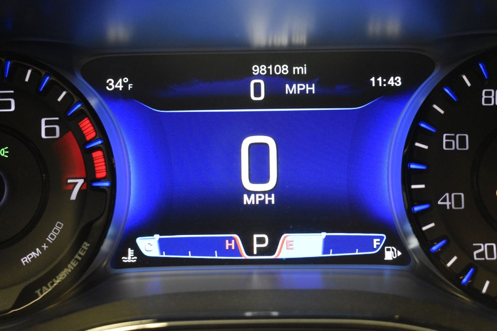 Thumbnail: 2015 Chrysler 200 - 47