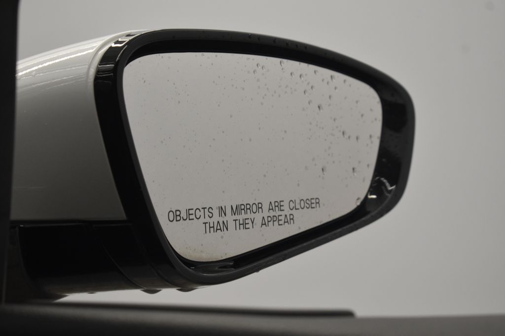 Thumbnail: 2015 Chrysler 200 - 51