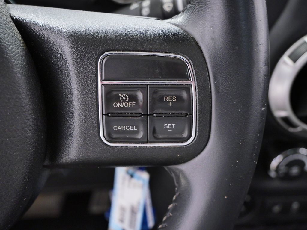 Thumbnail: 2017 Jeep Wrangler - 20