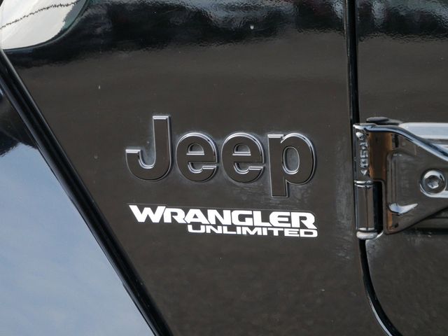 2021 Jeep Wrangler Unlimited Sahara 6