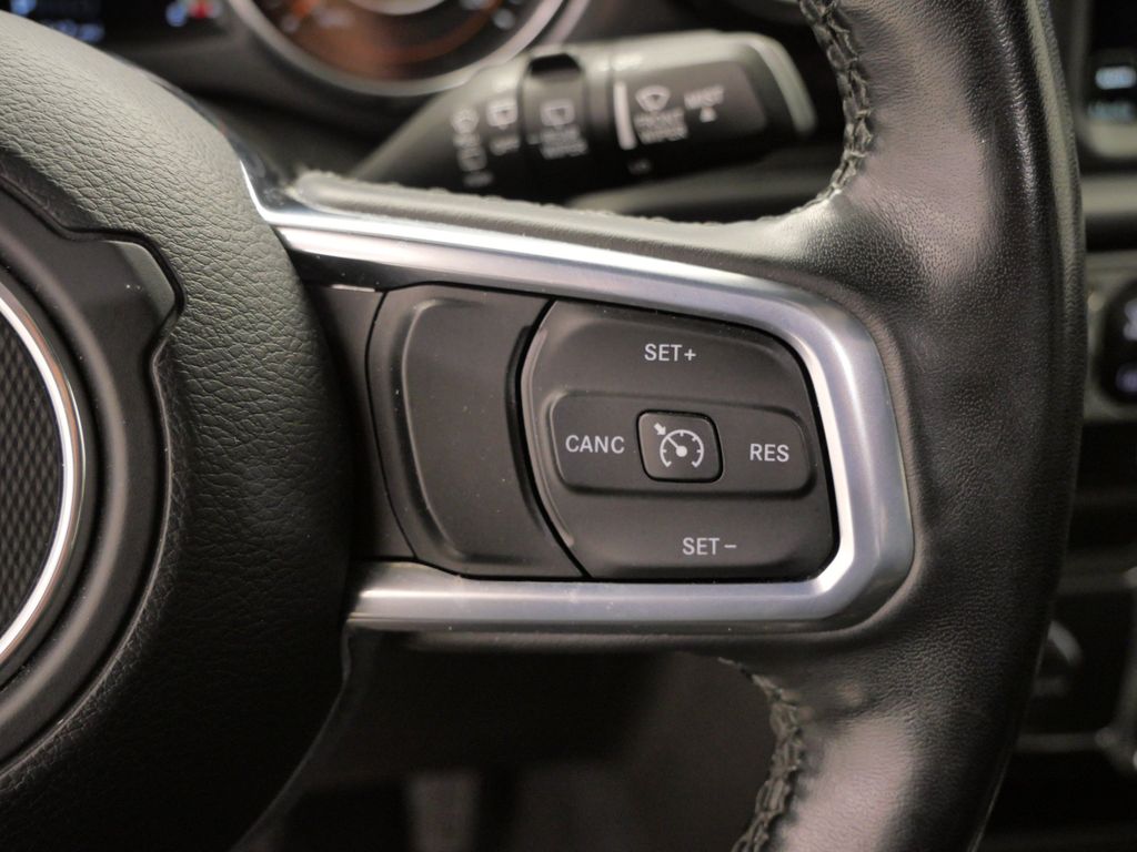 Thumbnail: 2021 Jeep Wrangler - 22
