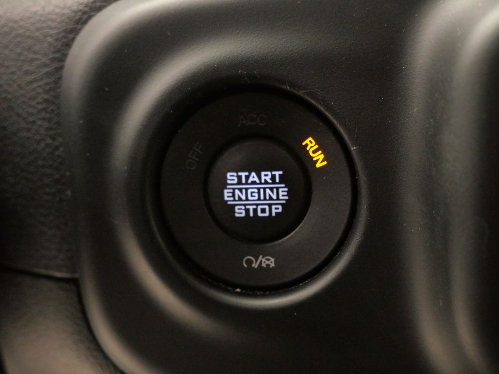 Thumbnail: 2021 Jeep Wrangler - 24