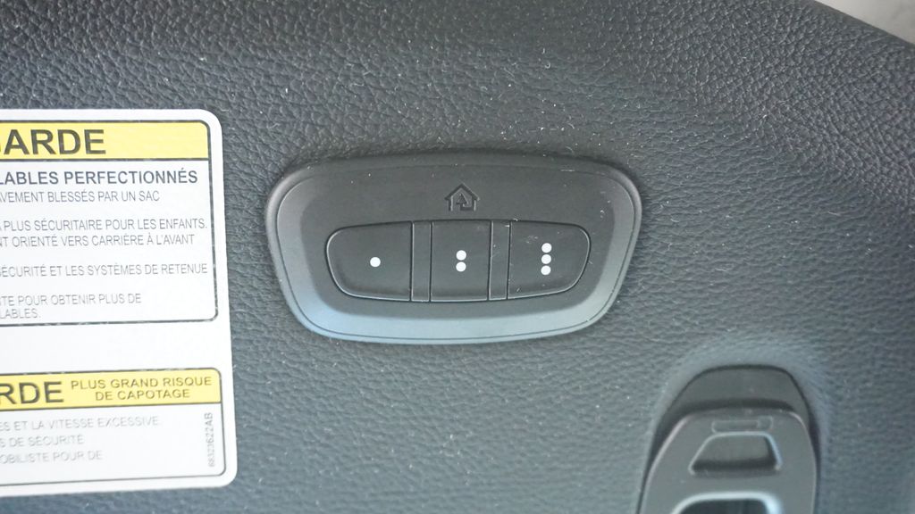 Thumbnail: 2018 Jeep Wrangler - 16