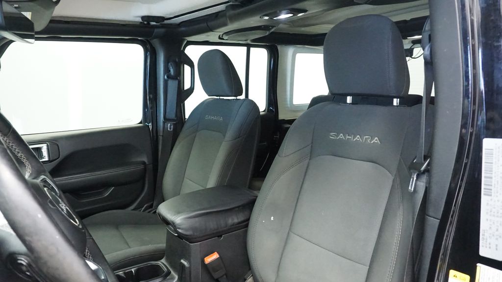 Thumbnail: 2018 Jeep Wrangler - 10