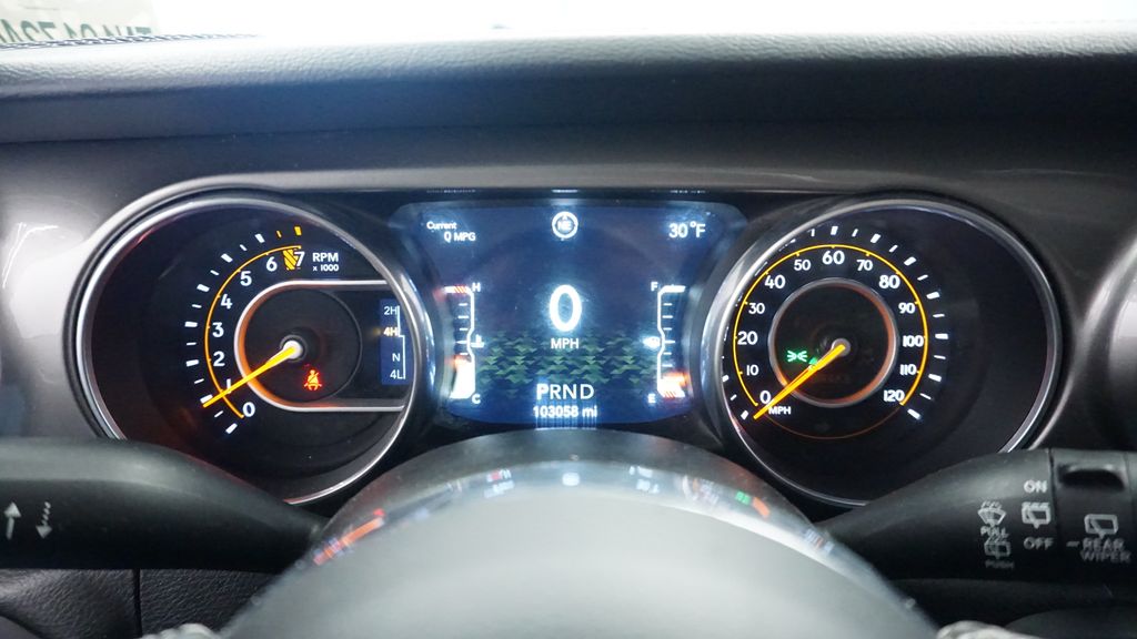 Thumbnail: 2018 Jeep Wrangler - 14