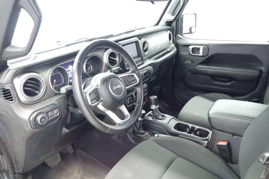 Thumbnail: 2019 Jeep Wrangler - 12