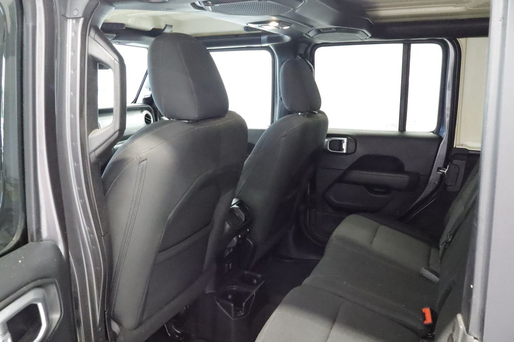 Thumbnail: 2019 Jeep Wrangler - 25