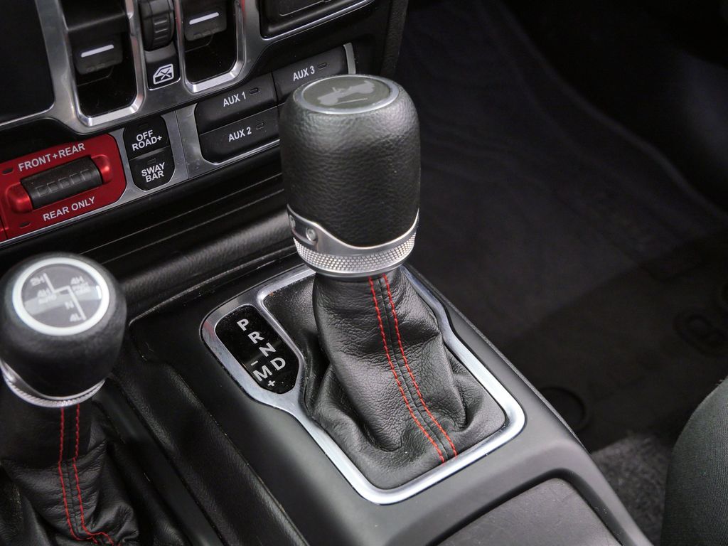 Thumbnail: 2022 Jeep Wrangler - 10