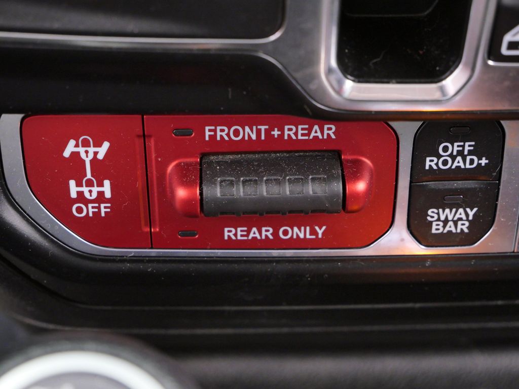Thumbnail: 2022 Jeep Wrangler - 11