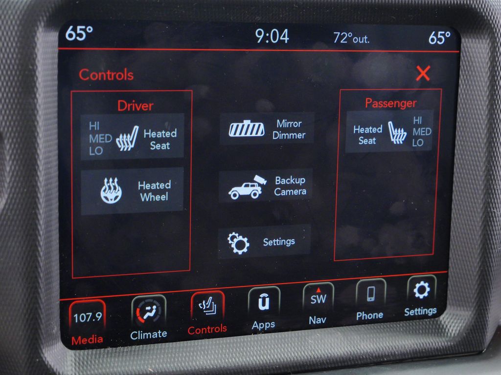 Thumbnail: 2022 Jeep Wrangler - 26