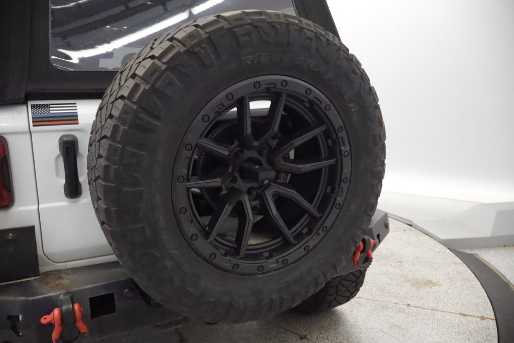 Thumbnail: 2023 Jeep Wrangler - 23