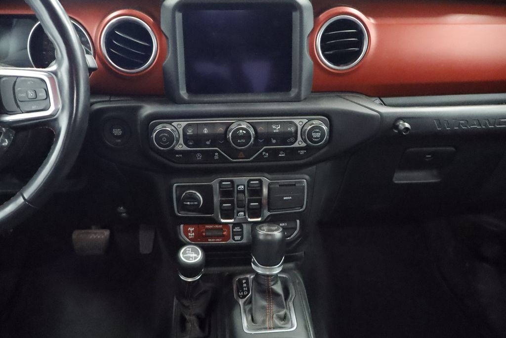 Thumbnail: 2023 Jeep Wrangler - 13
