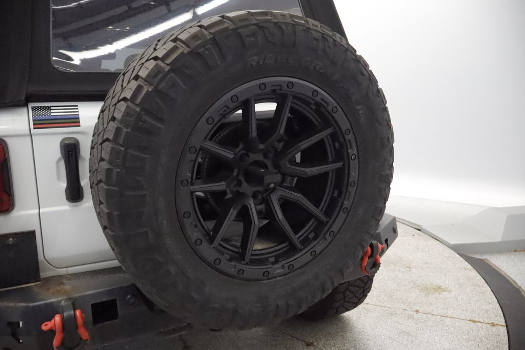 Thumbnail: 2023 Jeep Wrangler - 23