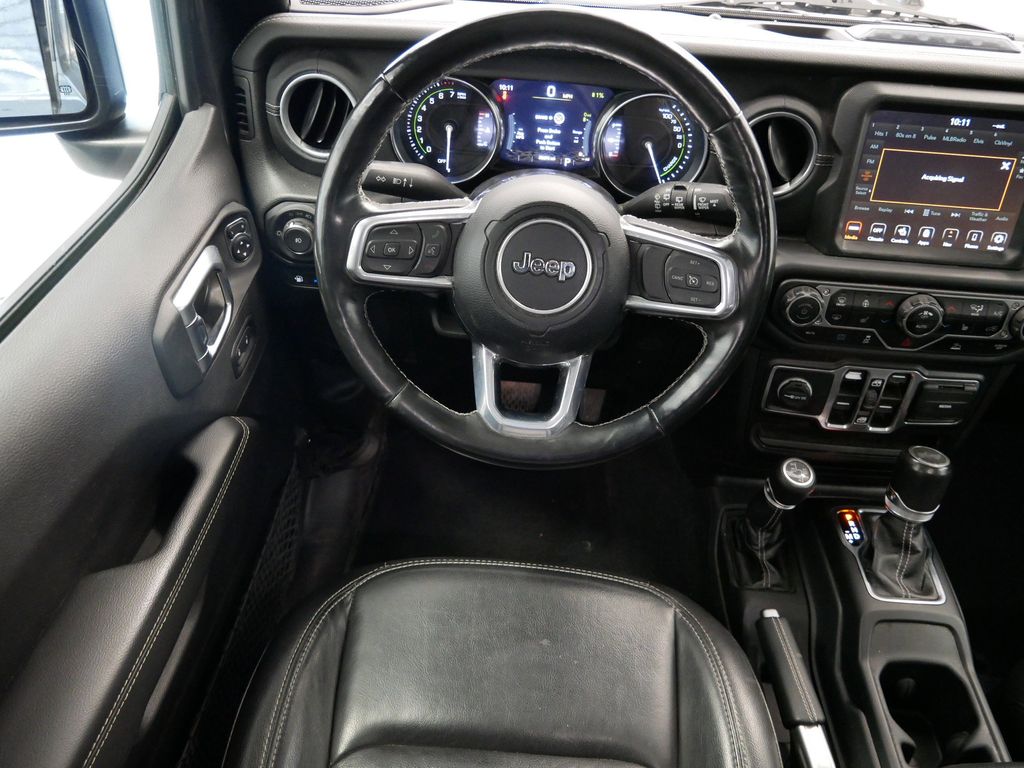 Thumbnail: 2022 Jeep Wrangler - 9