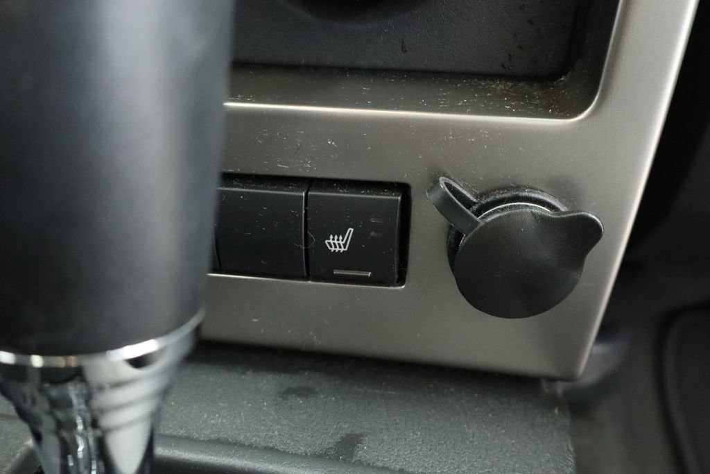 Thumbnail: 2012 Jeep Liberty - 40