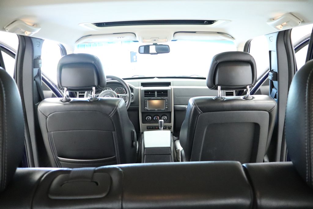 Thumbnail: 2012 Jeep Liberty - 2