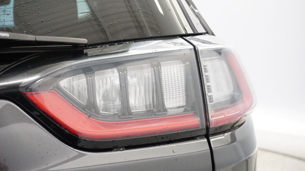 Thumbnail: 2020 Jeep Cherokee - 22