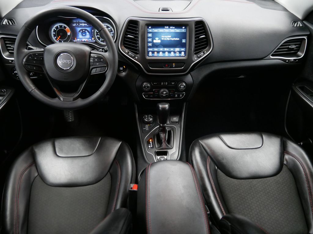 Thumbnail: 2022 Jeep Cherokee - 10