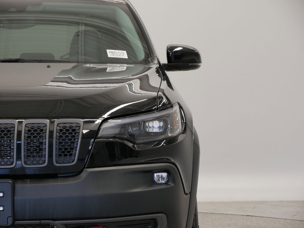 Thumbnail: 2022 Jeep Cherokee - 50