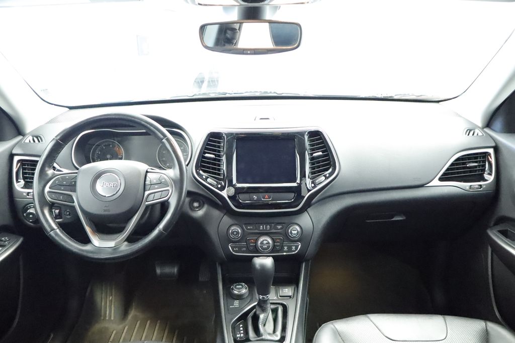 Thumbnail: 2020 Jeep Cherokee - 7
