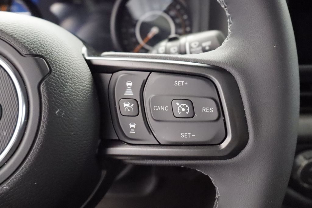 Thumbnail: 2026 Jeep Wrangler - 23