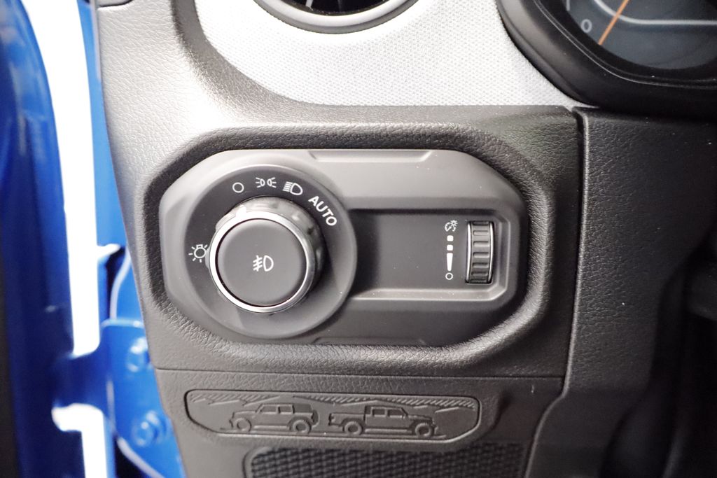 Thumbnail: 2026 Jeep Wrangler - 25