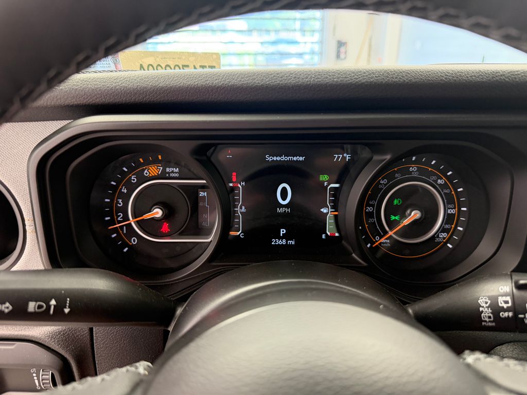 Thumbnail: 2026 Jeep Wrangler - 15