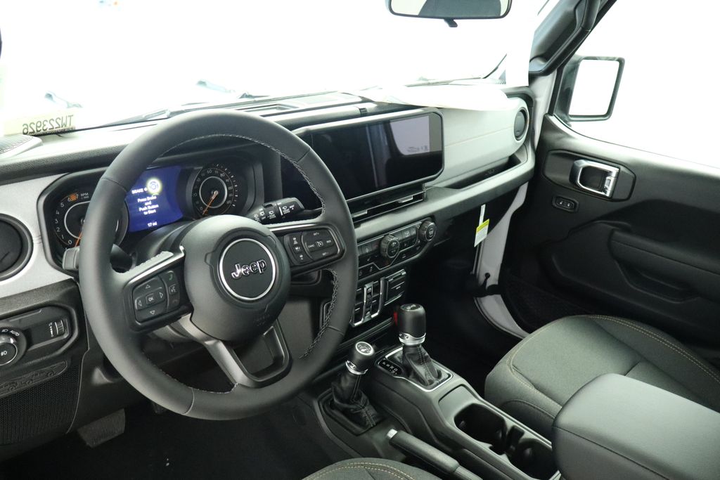 Thumbnail: 2026 Jeep Wrangler - 31