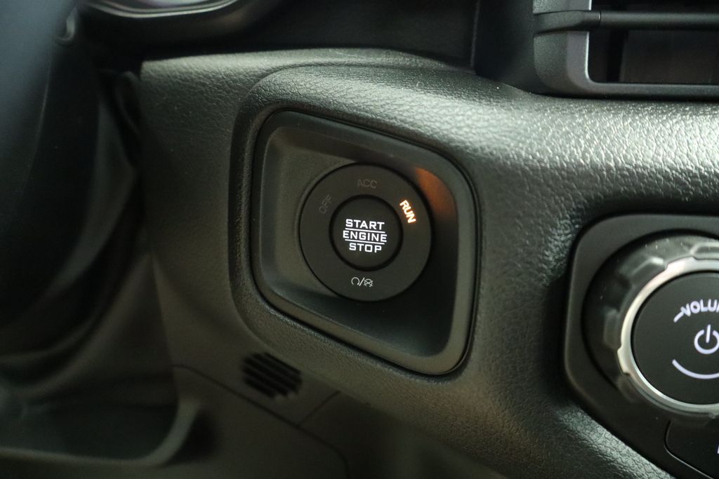 Thumbnail: 2026 Jeep Wrangler - 37