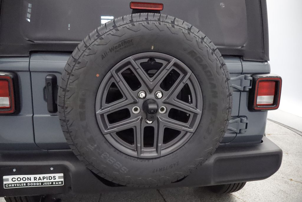 Thumbnail: 2026 Jeep Wrangler - 21