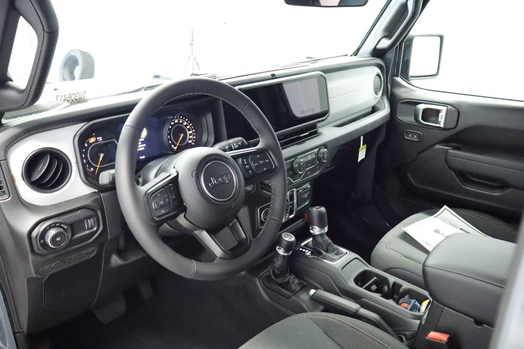 Thumbnail: 2026 Jeep Wrangler - 2