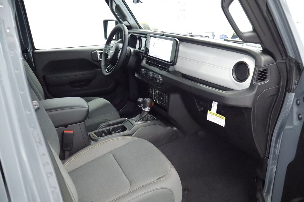 Thumbnail: 2026 Jeep Wrangler - 13
