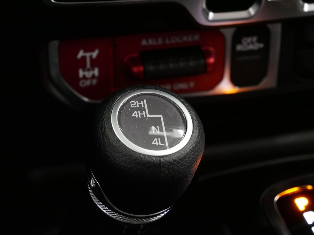 Thumbnail: 2026 Jeep Wrangler - 38
