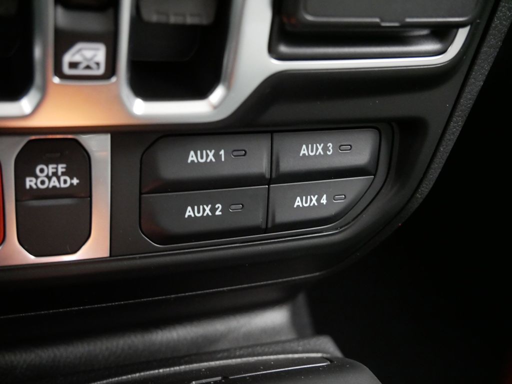 Thumbnail: 2026 Jeep Wrangler - 41