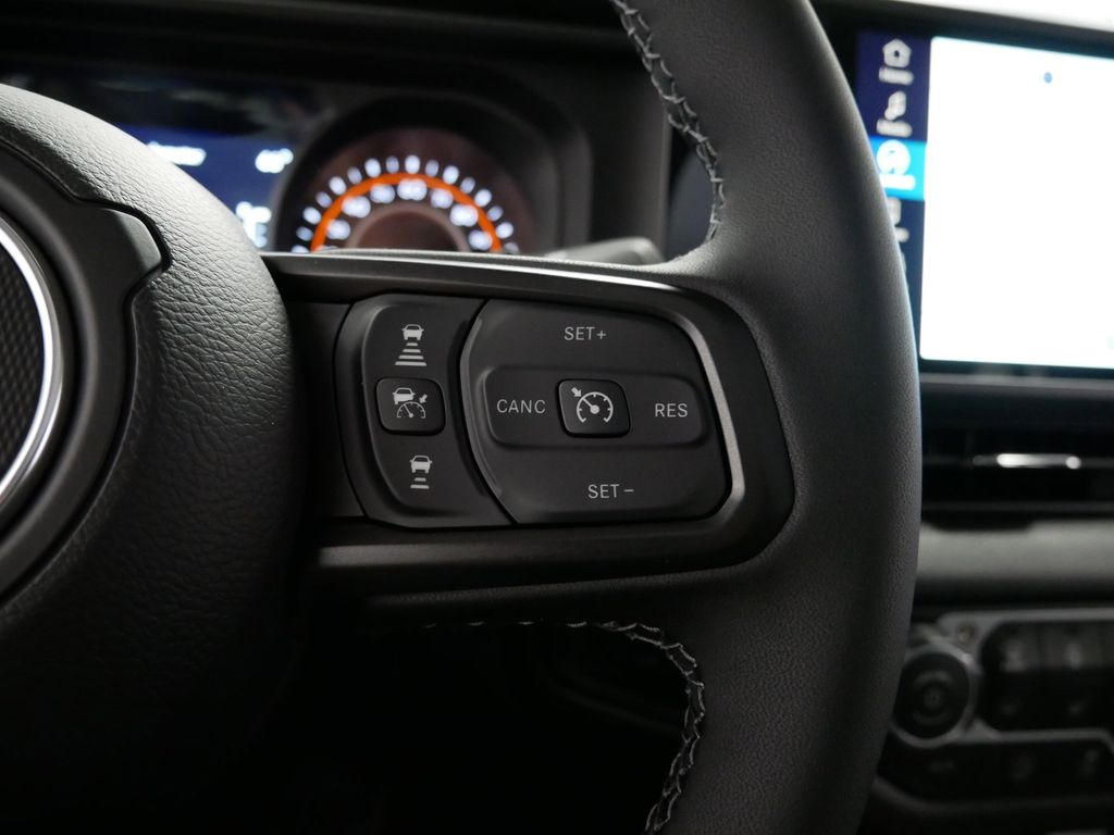Thumbnail: 2026 Jeep Wrangler - 31