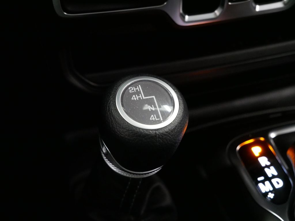 Thumbnail: 2026 Jeep Wrangler - 41